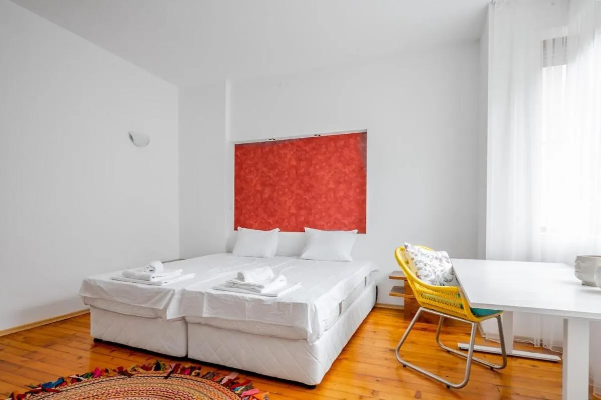 Elegant & Spacious Apartment In The Heart Of ソフィア 0*,  ブルガリア